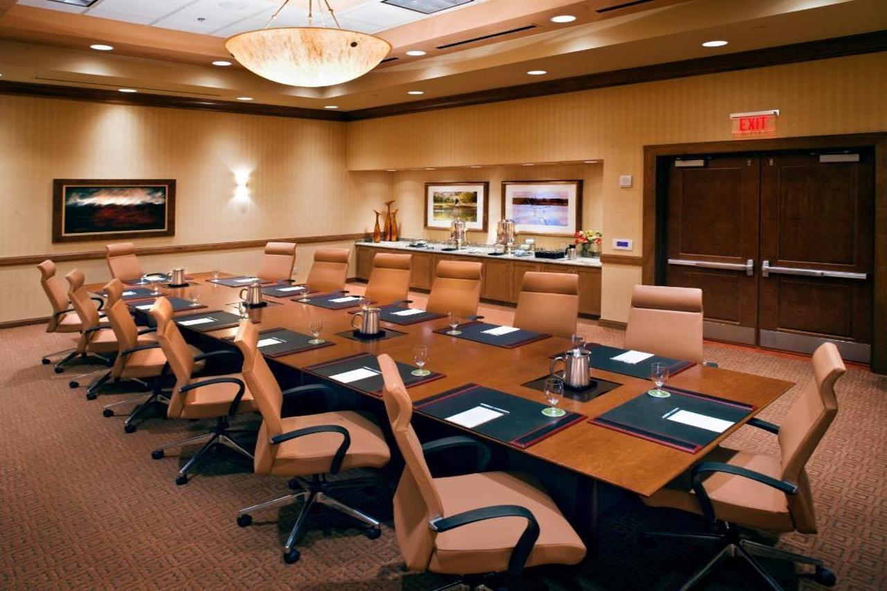 Embassy Conference Center 4*
