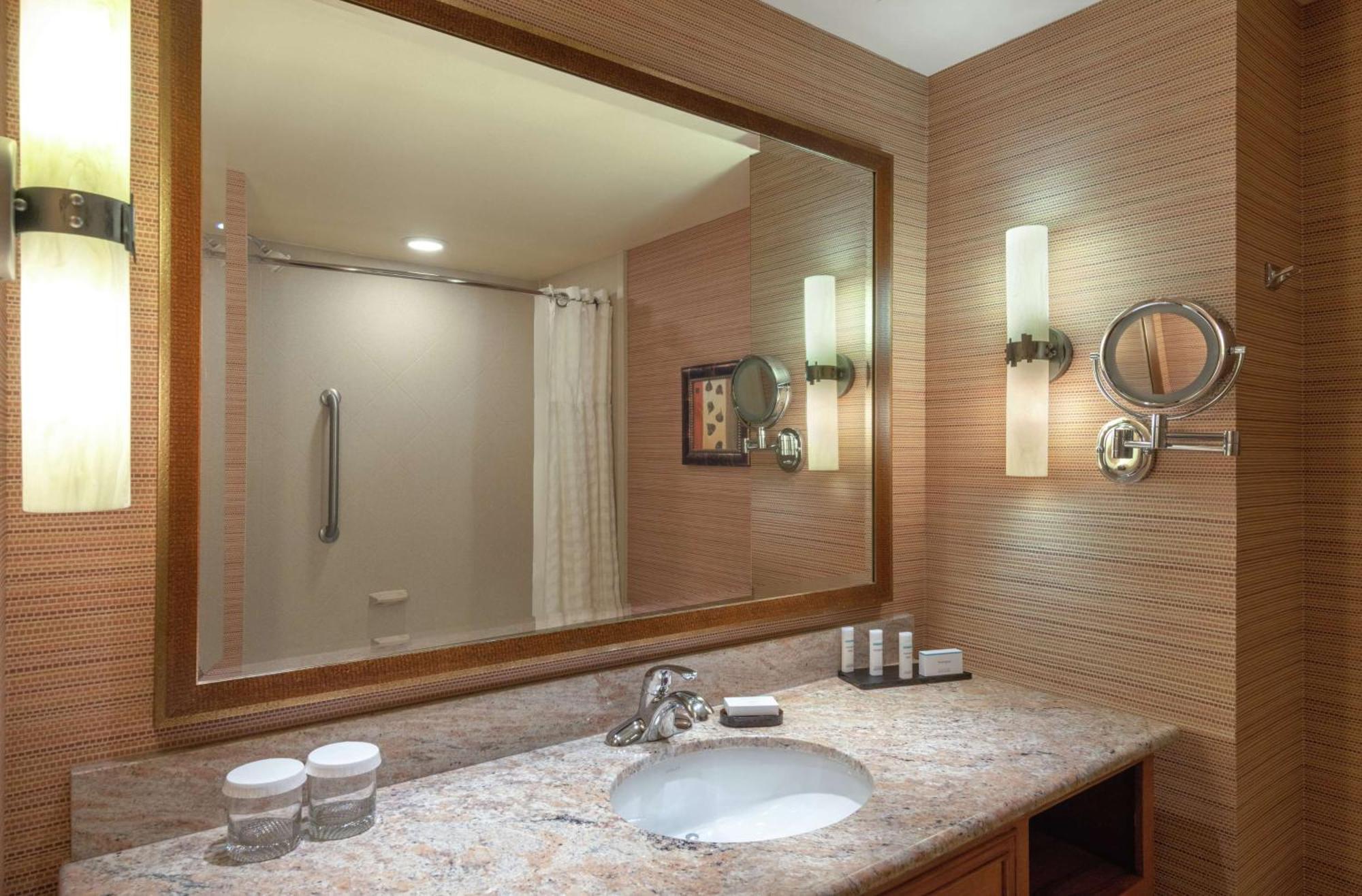 Embassy Conference Center Hotel Loveland