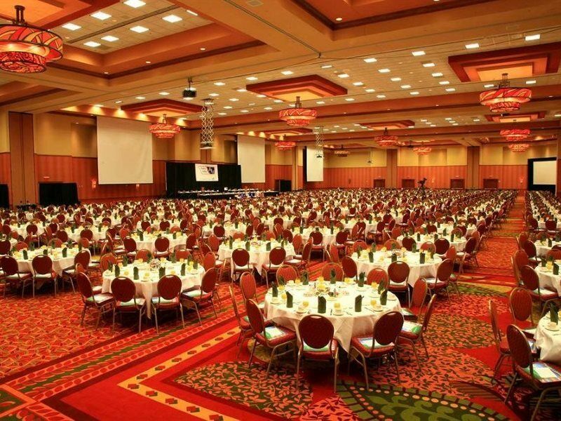 Hotel Embassy Conference Center
